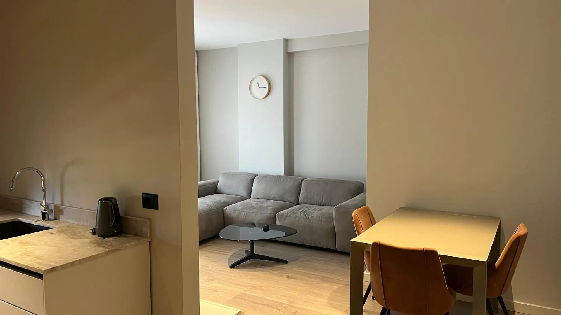 Skanderbeg Square Center Apartments Tirana 0*,  Albania